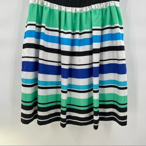 Red Saks Fifth Avenue Blue white striped dress size 8 - Picture 3 of 9